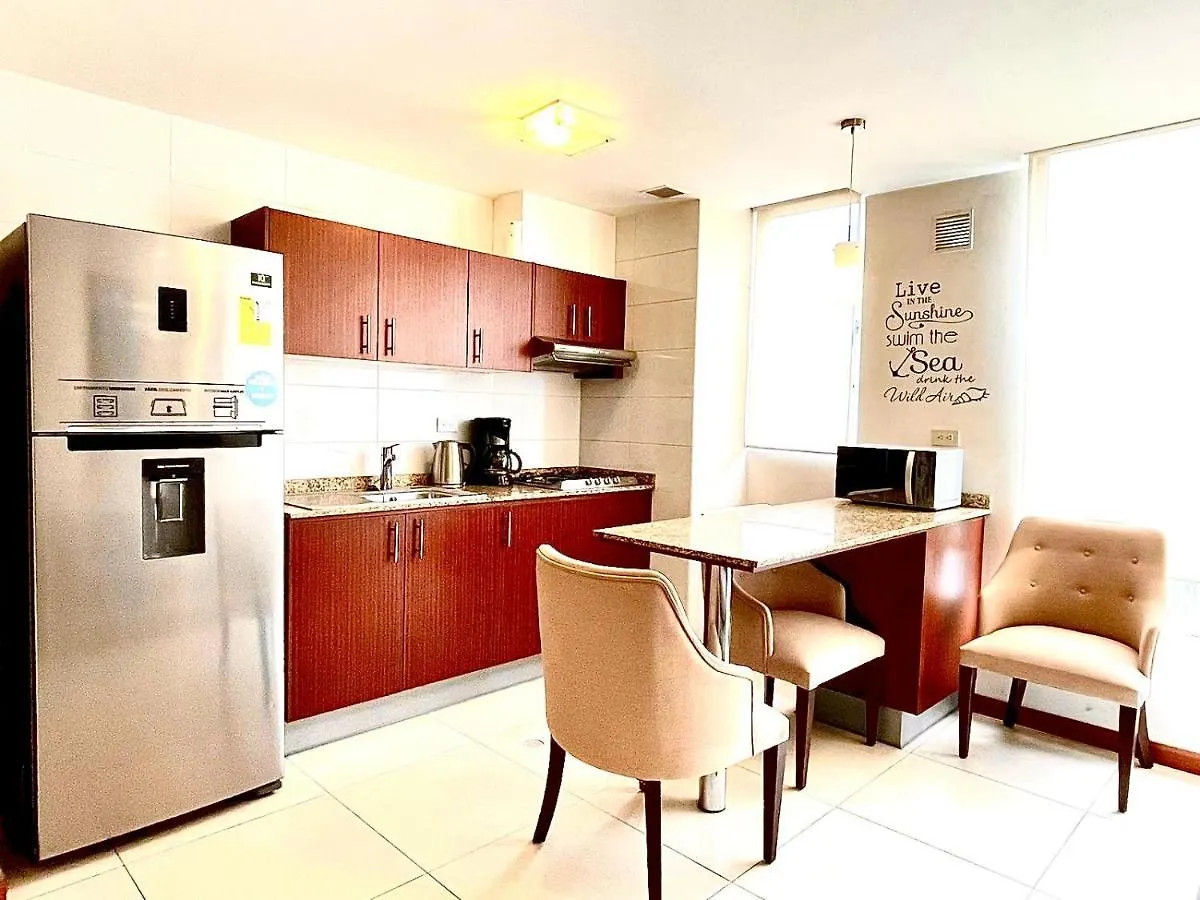 Itsahome Apartments Torre Arezzo 基多
